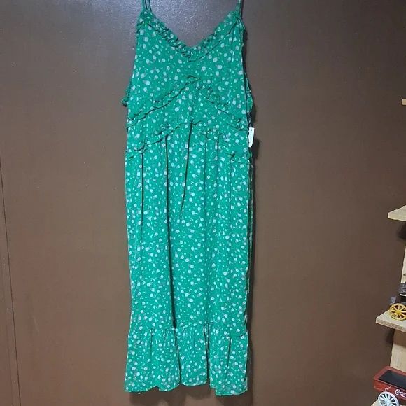 *Sold* No Boundaries Green Floral Dress Size Xxl 19 - Picture 1 of 5